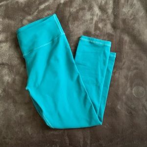 Fabletics “Demi” Capri